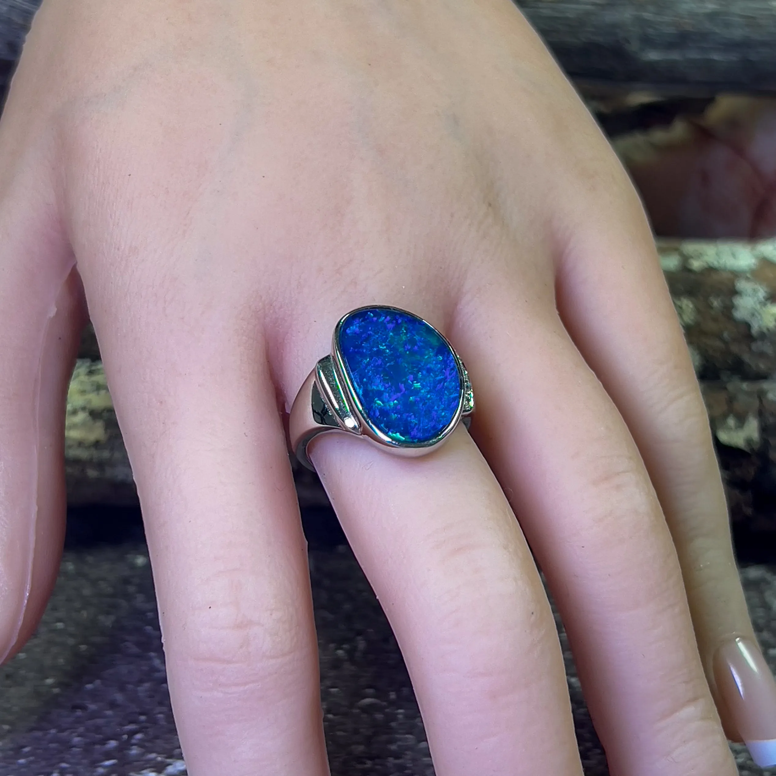 14kt White Gold Blue Green Opal doublet diamond ring