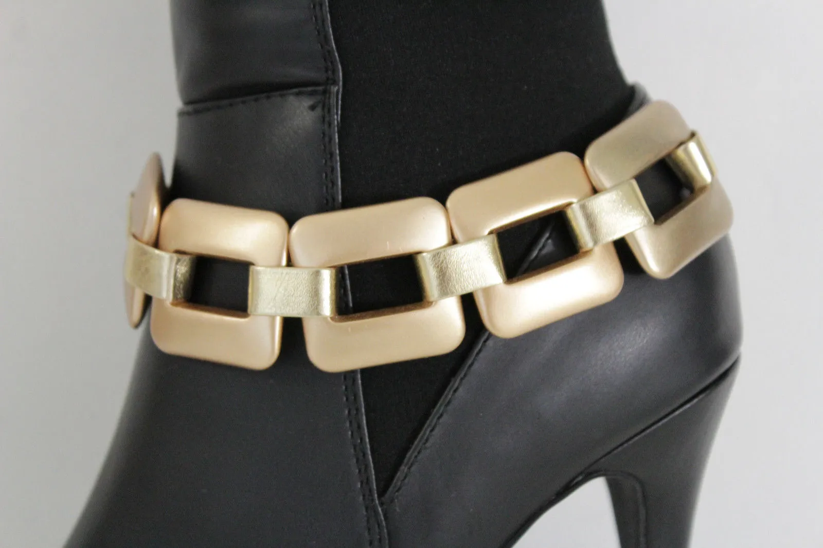 Chunky Square Link Boot Chain