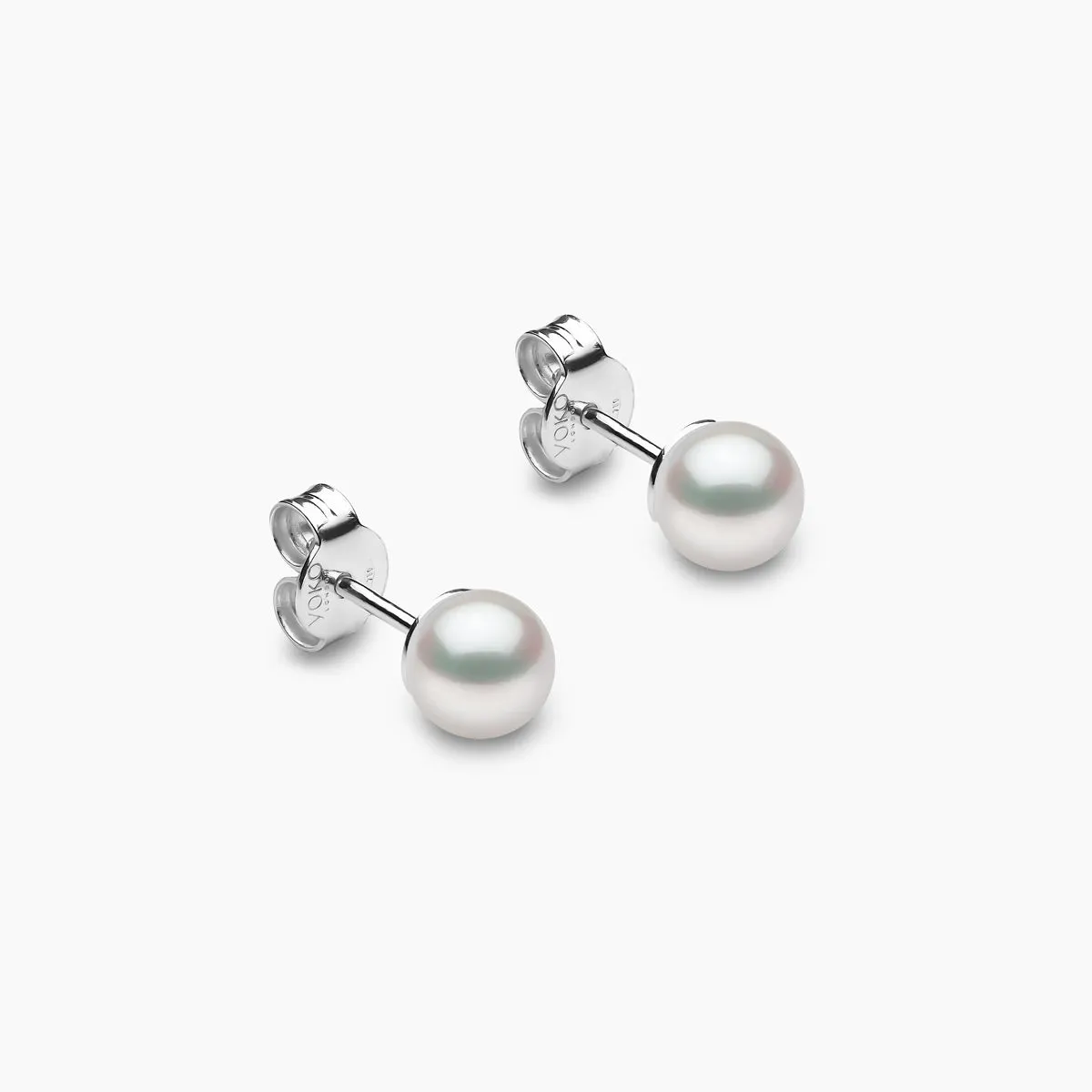 Classic 18K Gold AAA Akoya Pearl Stud Earrings