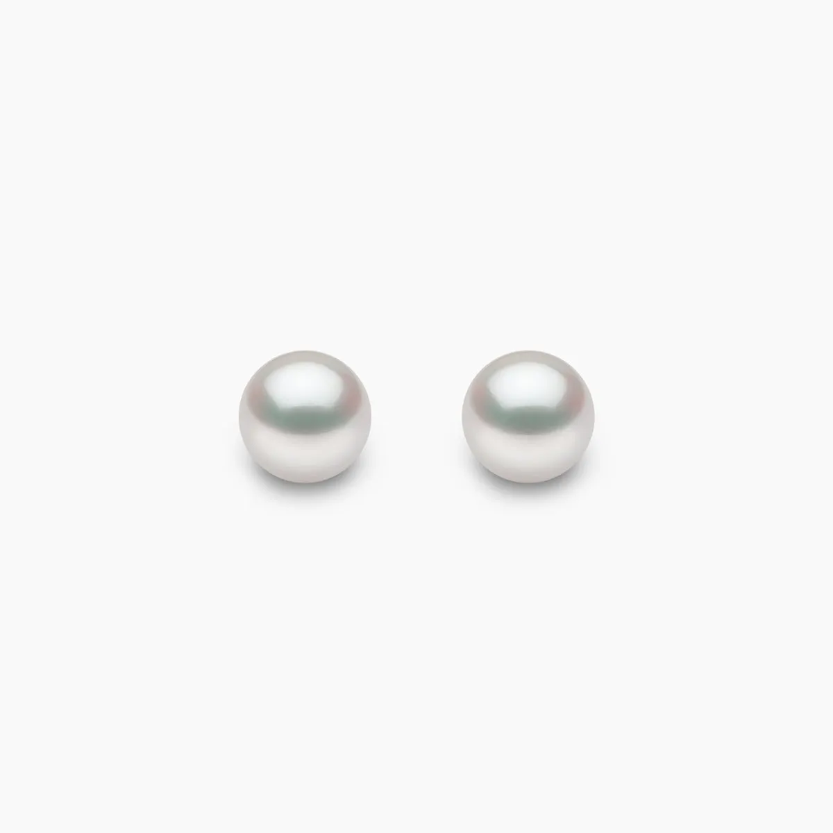 Classic 18K Gold AAA Akoya Pearl Stud Earrings