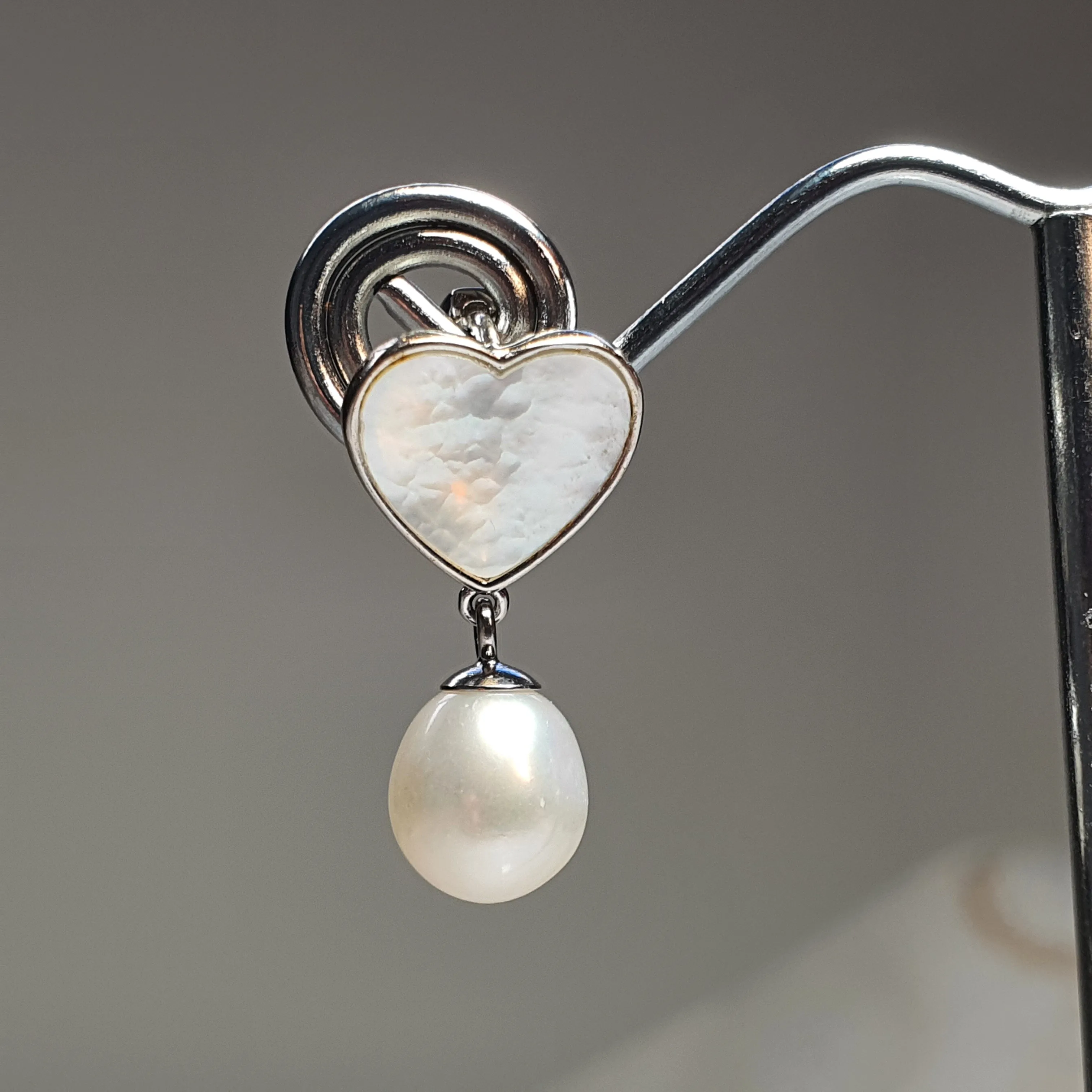 Heart_shape Mother of Pearl & Freshwater Pearl Earrings