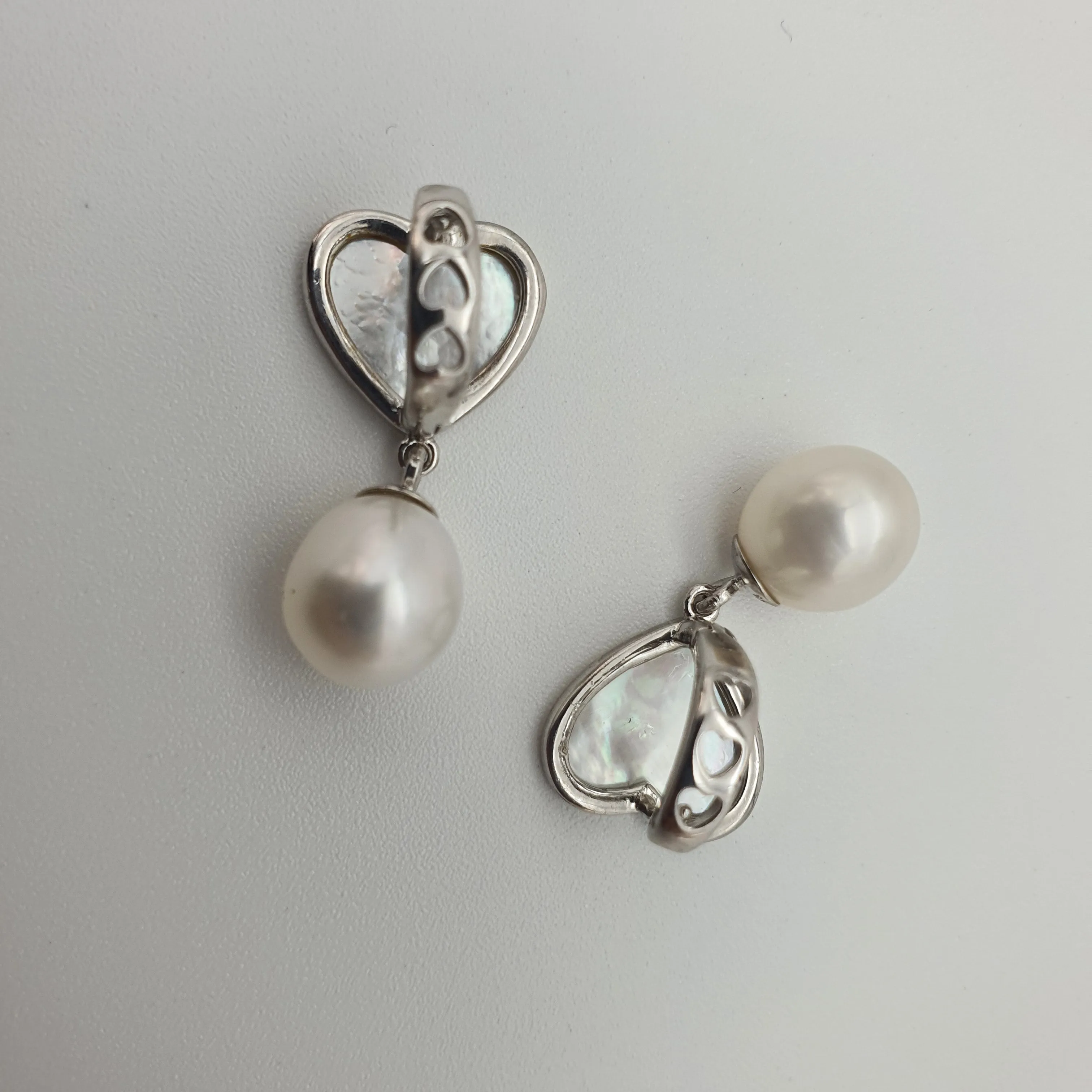 Heart_shape Mother of Pearl & Freshwater Pearl Earrings